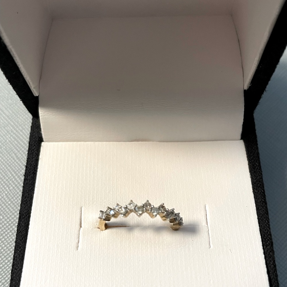 10k Yellow Gold Genuine Diamond Band Ring